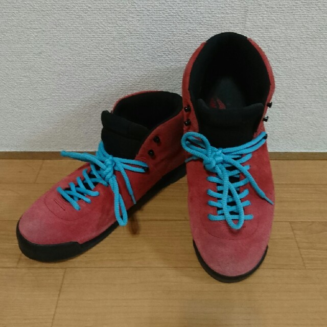 【美品】NIKE エアマグマ スニーカーACG メンズの靴/シューズ(スニーカー)の商品写真