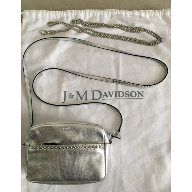 売れ筋がひクリスマスプレゼント！ J&M DAVIDSON - hidemaru J&M DAVIDSON シルバーのストラップBAG ショルダーバッグ