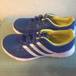 アディダス(adidas)の❤︎新品❤︎ アディダス 23.0(スニーカー)