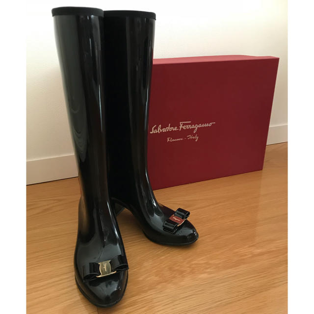 Ferragamo - サルヴァトーレ フェラガモ レインブーツ 美品 黒の通販