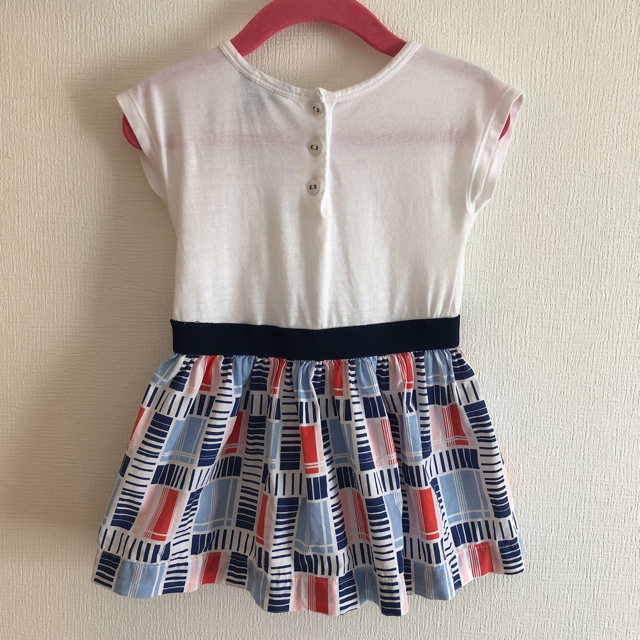 TOMMY HILFIGER(トミーヒルフィガー)のトミーフィルフィガー ワンピース キッズ/ベビー/マタニティのベビー服(~85cm)(ワンピース)の商品写真