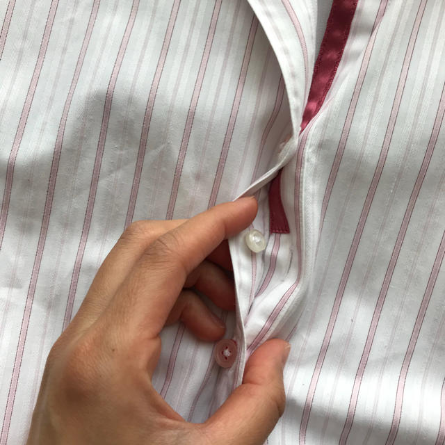 AOKI(アオキ)のAOKI ストライプスキッパーシャツ ピンク レディースのトップス(シャツ/ブラウス(長袖/七分))の商品写真