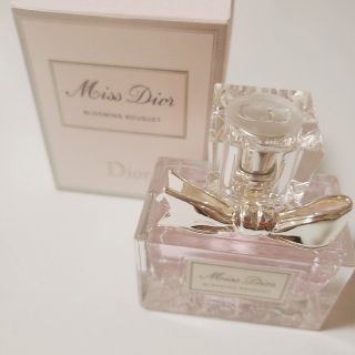 クリスチャンディオール(Christian Dior)のDior ブルーミングブーケ 30ml(香水)(香水(女性用))