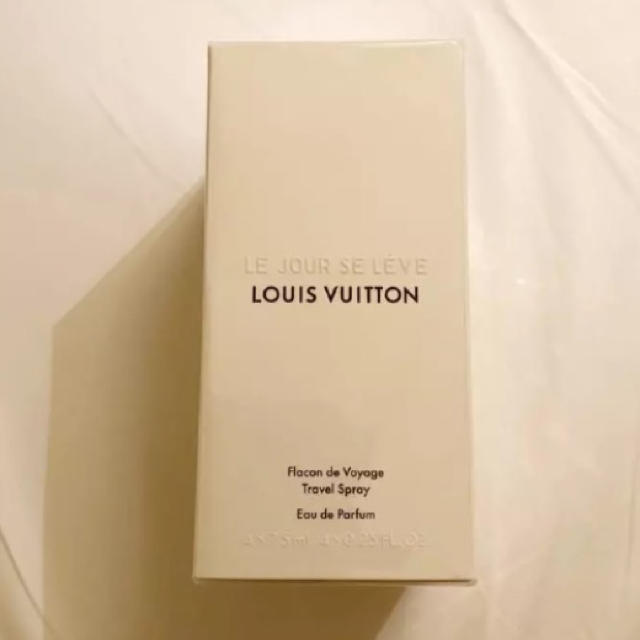 LOUIS VUITTON(ルイヴィトン)の新品！！ヴィトン LE JOUR SE LÈVE ！@32,000が！！ コスメ/美容の香水(香水(女性用))の商品写真