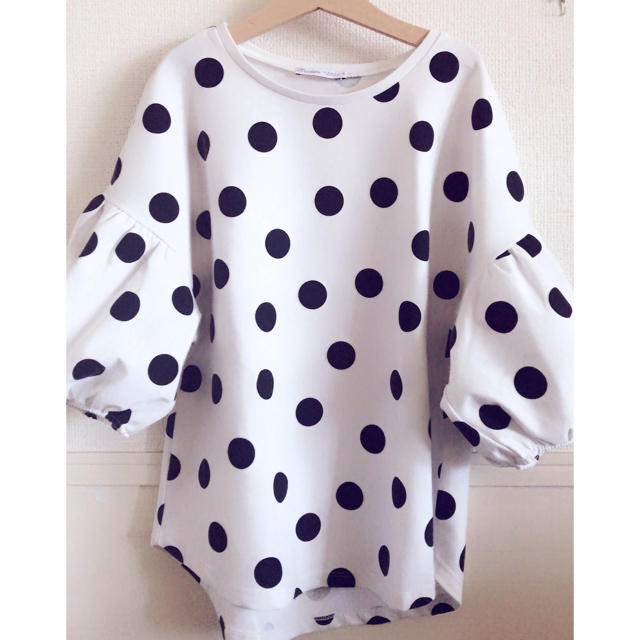 ZARA(ザラ)のZARA★ドット柄トップス レディースのトップス(Tシャツ(長袖/七分))の商品写真