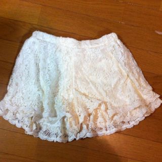 【300円均一】フリルショートパンツ(ショートパンツ)