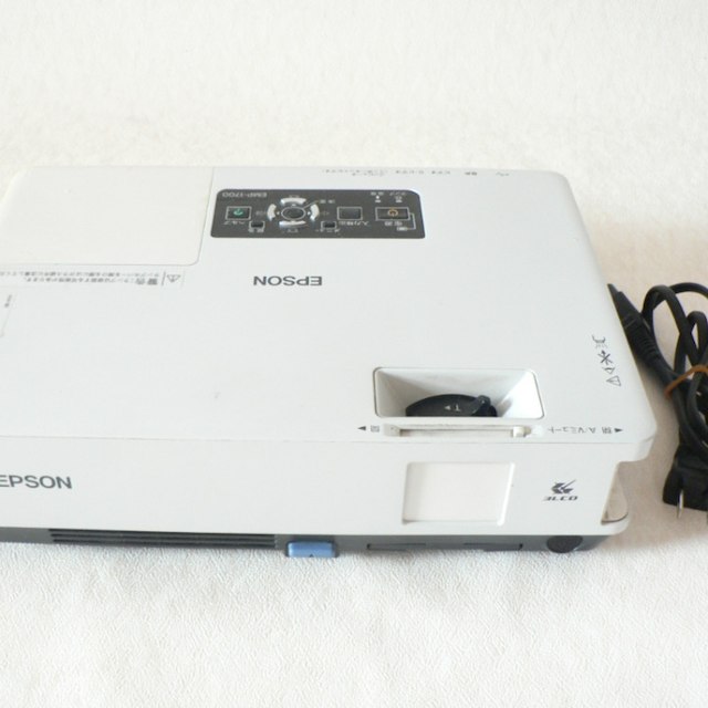 本物保証SALEEPSON プロジェクター EMP-1700 ◇2200ルーメンの通販 by jpnet's shop｜ラクマその他 