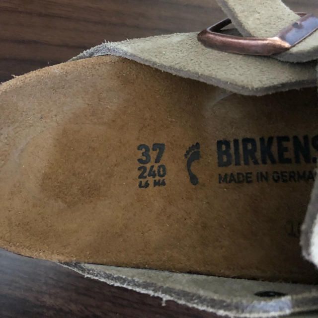 BIRKENSTOCK(ビルケンシュトック)の【新品】BIRKENSTOCK 37 レディースの靴/シューズ(サンダル)の商品写真