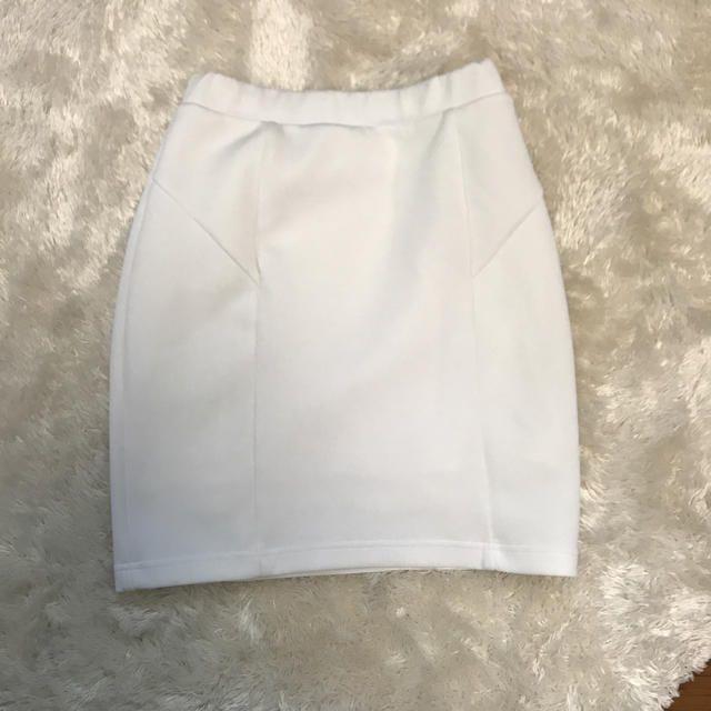 EMODA(エモダ)の膝丈　タイトスカート レディースのスカート(ひざ丈スカート)の商品写真