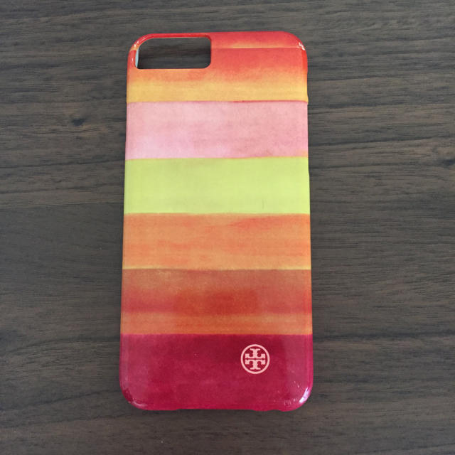 Tory Burch(トリーバーチ)のトリーバーチ スマホケース iPhone6 スマホ/家電/カメラのスマホアクセサリー(iPhoneケース)の商品写真