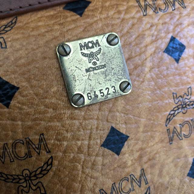 MCM(エムシーエム)のMCM クラッチバッグ メンズのバッグ(セカンドバッグ/クラッチバッグ)の商品写真