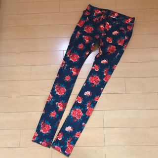 エモダ(EMODA)の【新品】エモダ パンツ レディース(スキニーパンツ)