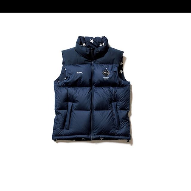 SOPH(ソフ)の かねやん様専用 REVERSIBLE DOWN VEST メンズのジャケット/アウター(ダウンベスト)の商品写真