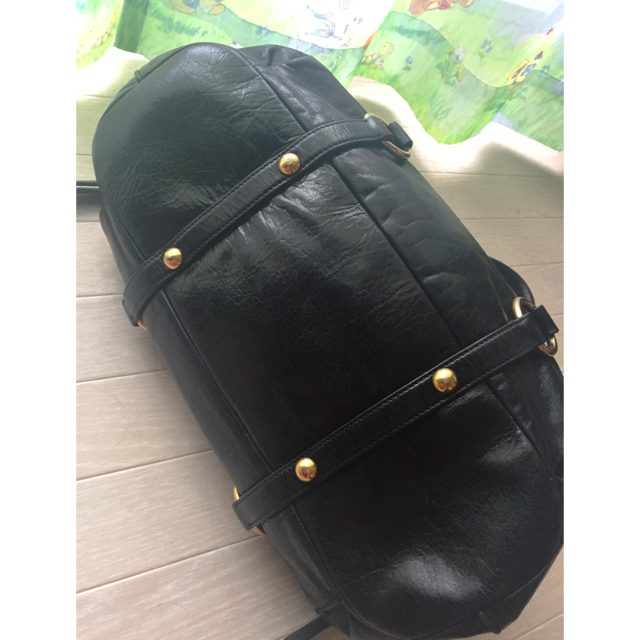 miumiu(ミュウミュウ)のmiumiu ブラック トートバッグ レディースのバッグ(ショルダーバッグ)の商品写真
