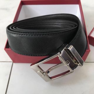 サルヴァトーレフェラガモ(Salvatore Ferragamo)のきゅうり様専用  フェラガモメンズベルト(ベルト)