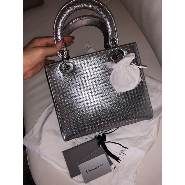 Christian Dior(クリスチャンディオール)のレディディオール シルバー レディースのバッグ(ハンドバッグ)の商品写真