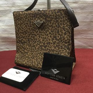 ボッテガ(Bottega Veneta) ショルダーバッグ(レディース)(レオパード