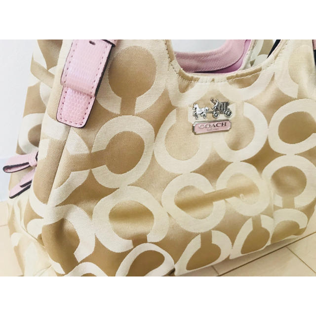 COACH(コーチ)のcoachハンドバッグ レディースのバッグ(ハンドバッグ)の商品写真