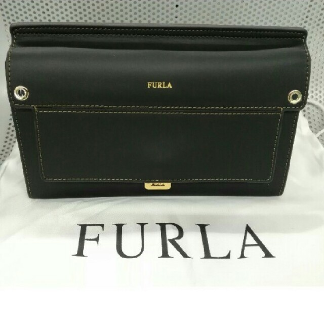 フルラ　FURLA　ミニクロスボディ
　ショルダー&クラッチバック　ブラックショルダー