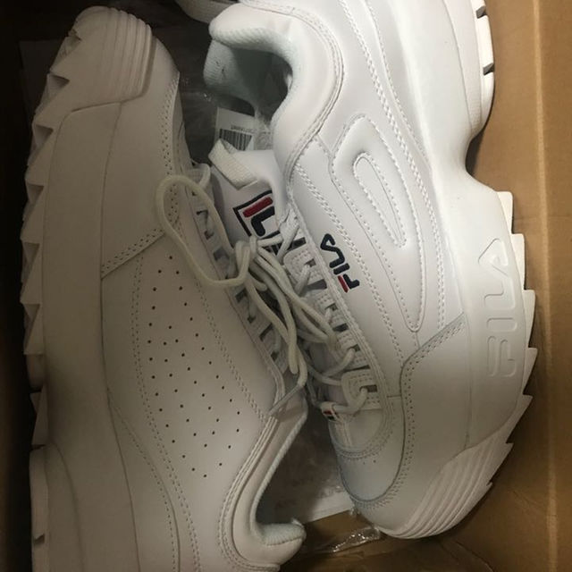 FILA(フィラ)のFILA Disruptor2 28.5 メンズの靴/シューズ(スニーカー)の商品写真