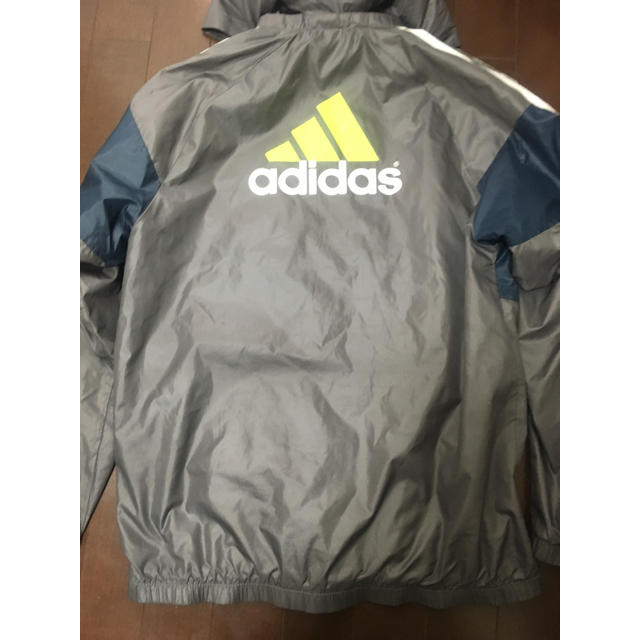 adidas(アディダス)のadidas    ナイロンジャケット  ウインドブレーカー キッズ/ベビー/マタニティのキッズ服男の子用(90cm~)(ジャケット/上着)の商品写真