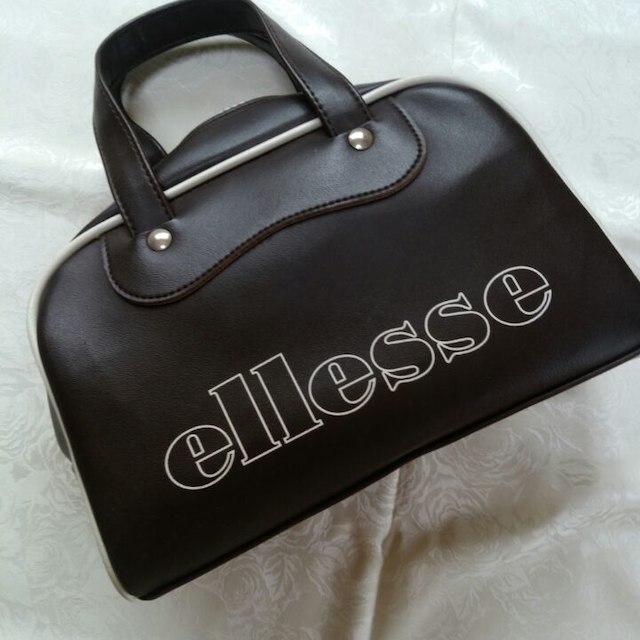 ellesse(エレッセ)のellesseの茶色のバック メンズのファッション小物(その他)の商品写真