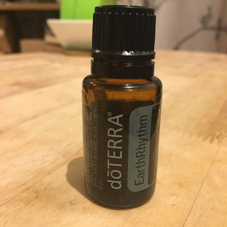 セイカツノキ(生活の木)のdoTERRA ドテラ アースリズム エッセンシャルオイル 15ml(エッセンシャルオイル（精油）)