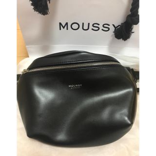 マウジー(moussy)のマウジー ウエストバッグ(ボディバッグ/ウエストポーチ)