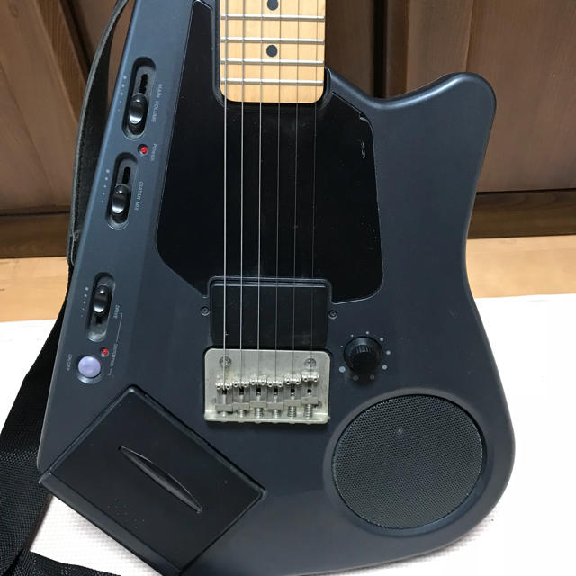 専用 アンプ内蔵ギター スピーカー付き 楽器のギター(エレキギター)の商品写真