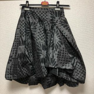 ヴィヴィアンウエストウッド(Vivienne Westwood)のviviennewestwoodヴィヴィアンロープ花柄スカート(ひざ丈スカート)