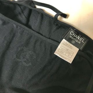 シャネル(CHANEL)のCHANEL シャネル★値下！ほぼ新品 ココマーク 透かし編み キャミ シルク黒(キャミソール)