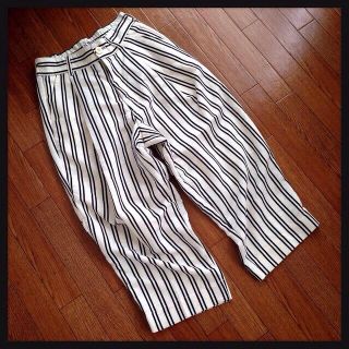 ダブルクローゼット(w closet)のw closet♡ストライプワイドパンツ(クロップドパンツ)