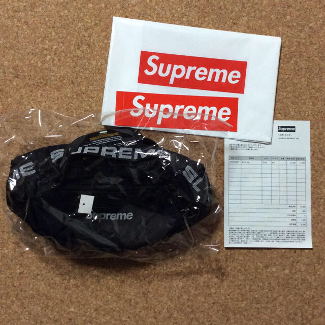 Supreme(シュプリーム)のシュプリーム  supreme ウエストバック 黒 オンライン 100%正規品 メンズのバッグ(ウエストポーチ)の商品写真
