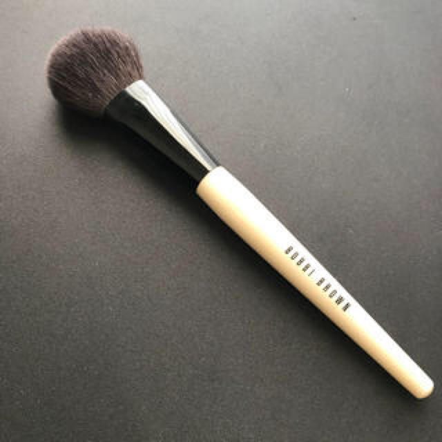 BOBBI BROWN(ボビイブラウン)の⭐️7/20まで期間限定SALE中⭐️ bobbi brown ブラッシュブラシ その他のその他(その他)の商品写真