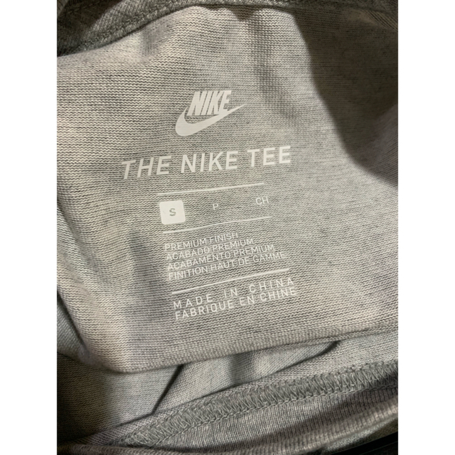 NIKE(ナイキ)の★サクさん専用★新品未使用 size:S nike acg Tシャツ グレー メンズのトップス(Tシャツ/カットソー(半袖/袖なし))の商品写真