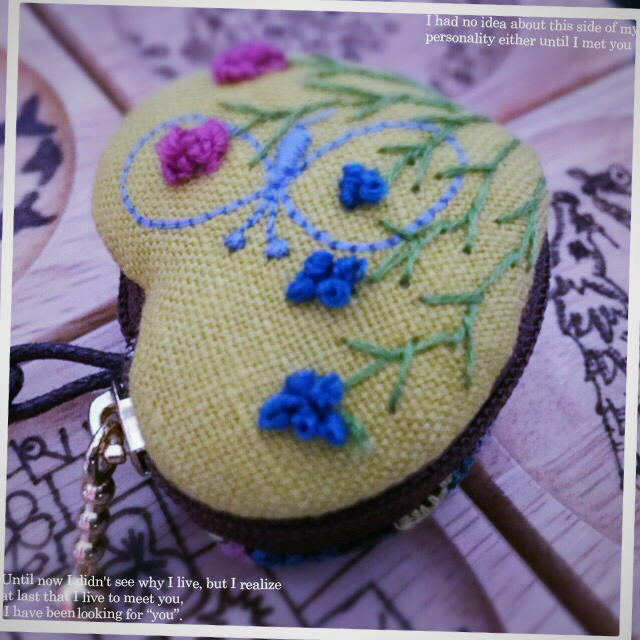 mina perhonen(ミナペルホネン)のminäperhonenʚϊɞ♥プチなmacaronpouch ミナ ペルホネン ハンドメイドのファッション小物(その他)の商品写真