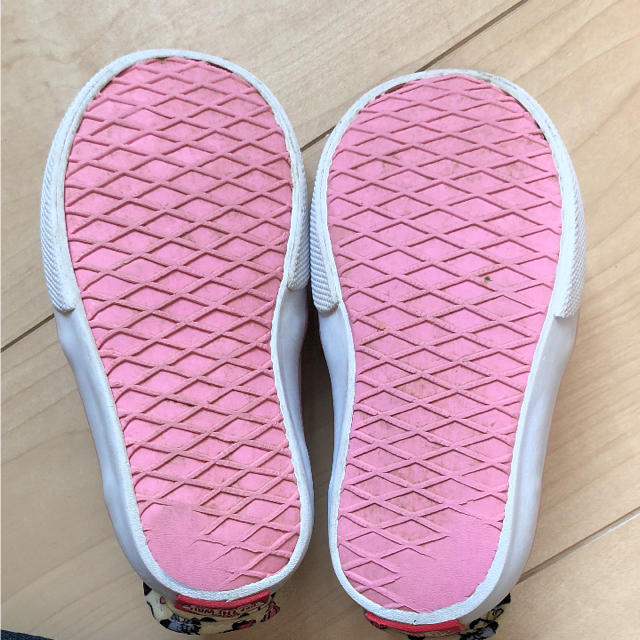 VANS(ヴァンズ)のVANS  ミニー スリッポン キッズ/ベビー/マタニティのベビー靴/シューズ(~14cm)(スリッポン)の商品写真