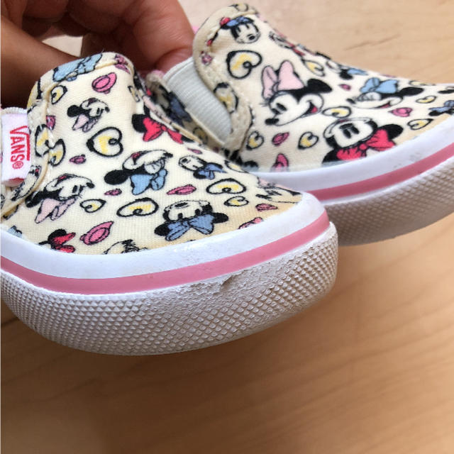 VANS(ヴァンズ)のVANS  ミニー スリッポン キッズ/ベビー/マタニティのベビー靴/シューズ(~14cm)(スリッポン)の商品写真