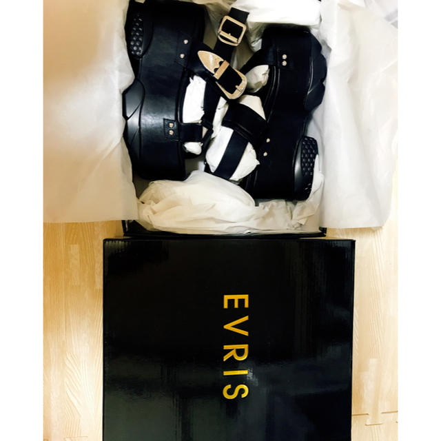 EVRIS(エヴリス)のEVRIS 厚底サンダル レディースの靴/シューズ(サンダル)の商品写真