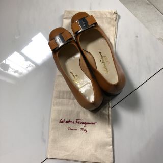 サルヴァトーレフェラガモ(Salvatore Ferragamo)のSALE開催中様専用 フェラガモ PRADA 靴(ハイヒール/パンプス)