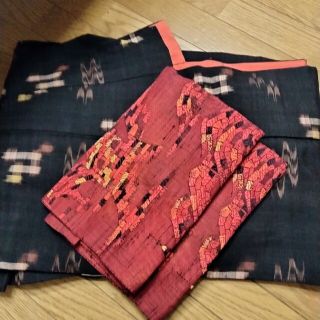 久米島紬 袷 小紋 美品「美しい着物」掲載 帯おまけ二本