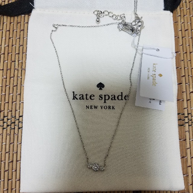 kate spade new york(ケイトスペードニューヨーク)のケイト・スペード　ネックレス レディースのアクセサリー(ネックレス)の商品写真