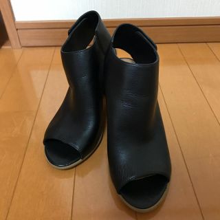 スティーブマデン(Steve Madden)のSTEVE MADDEN チャンキーヒール オープントゥ サンダル(サンダル)