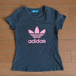 アディダス(adidas)のadidas Tシャツ(Tシャツ(半袖/袖なし))