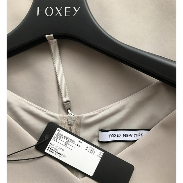 FOXEY(フォクシー)のＦOXY フォクシーワンピース 38 レディースのワンピース(ひざ丈ワンピース)の商品写真