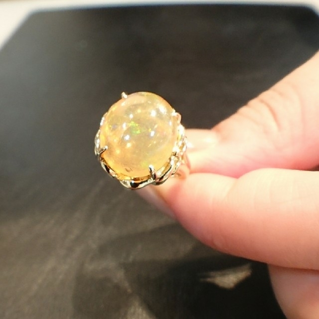 おー様専用です✨K18 オパール リング 18金 4.8ct 誕生石 ゴールド レディースのアクセサリー(リング(指輪))の商品写真