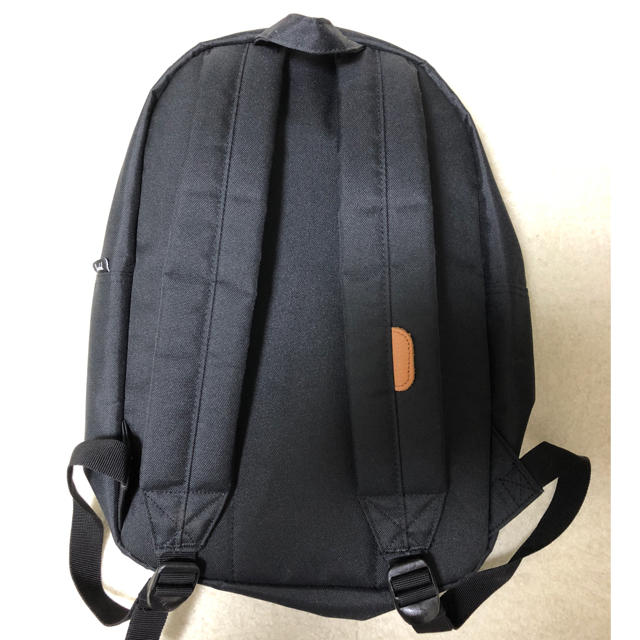 HERSCHEL(ハーシェル)のHERSCHEL SUPPLY リュック 数回のみ美品 黒 レディースのバッグ(リュック/バックパック)の商品写真