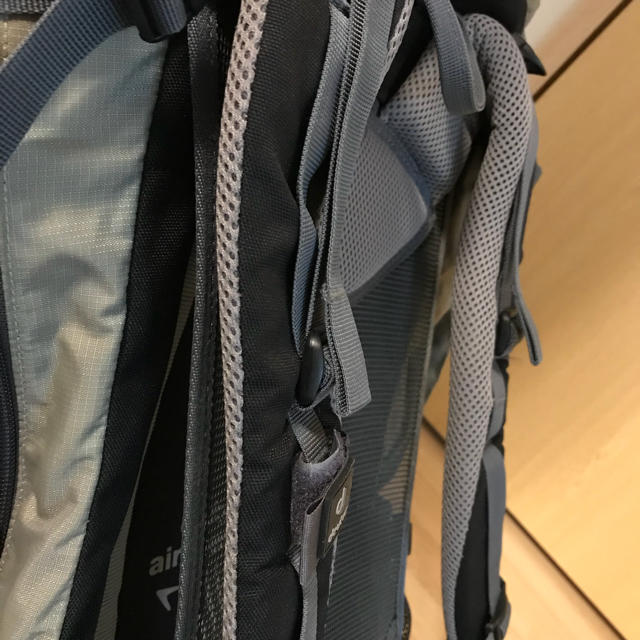 Deuter(ドイター)のドイター 32リットル ザック FUTURA メンズ レデイース レディースのバッグ(リュック/バックパック)の商品写真