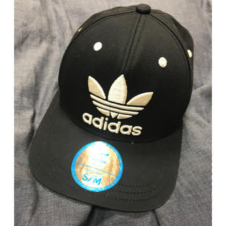 アディダス(adidas)のadidas cap スナップバック(キャップ)