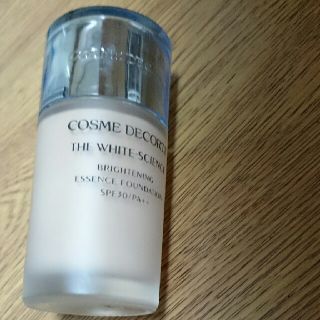 コスメデコルテ(COSME DECORTE)のコーセーCOSME DECORTEのエッセンスファデーション
定価5500円(ファンデーション)